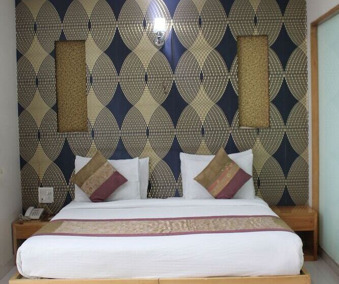 ホテル River View