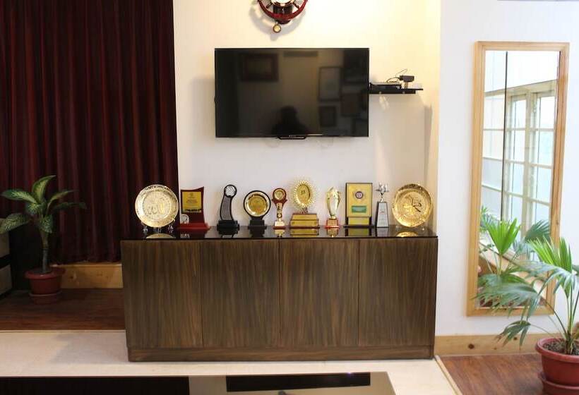 ホテル River View