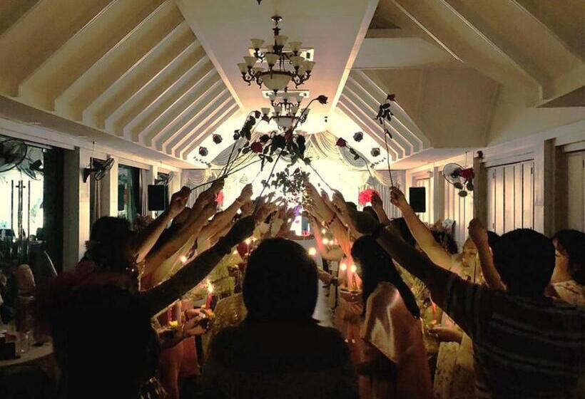 Отель Rnana Grand