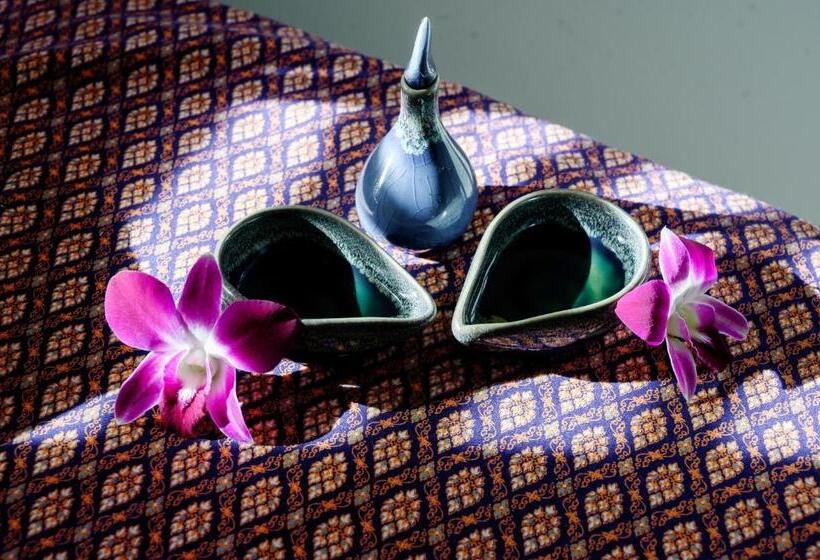 Отель Rnana Grand