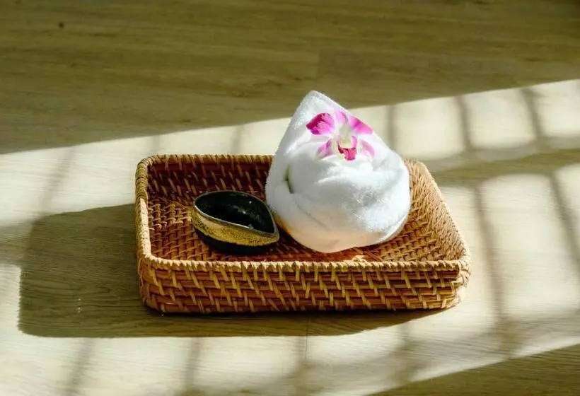ホテル Rnana Grand
