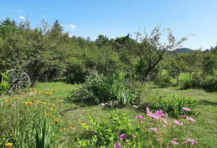 Aamiaismajoitus (B&B) La Ruche