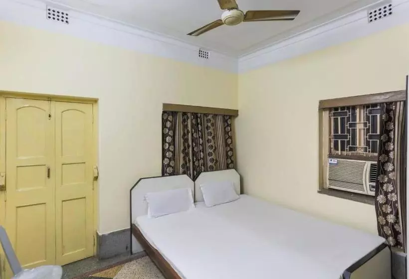 Spot On Hotel Anand Lodge