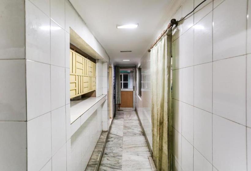 Spot On Hotel Anand Lodge