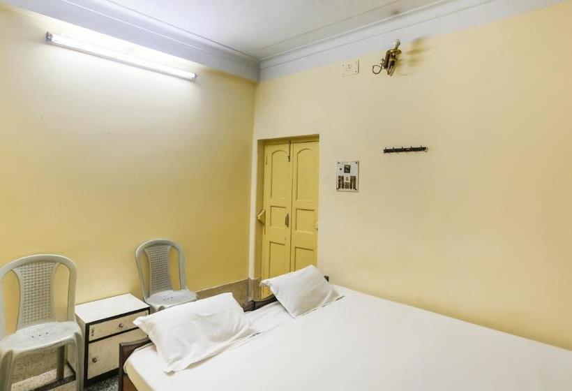 Spot On Hotel Anand Lodge