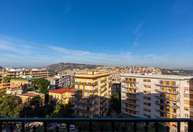 تختخواب و صبحانه Belvedere Bonito