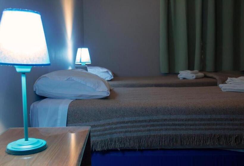 Hotel Caminos Hostal