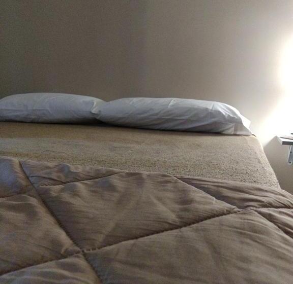 Hotel Caminos Hostal