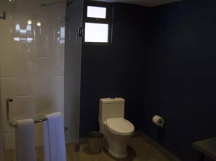 ホテル Santiurde Solo Adultos