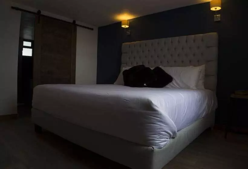 ホテル Santiurde Solo Adultos