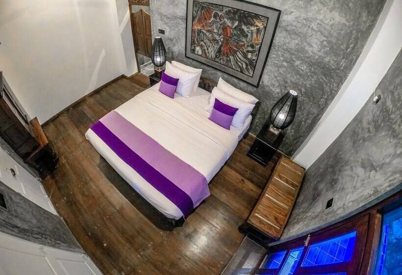 مبيت وإفطار Ovenrose Villa