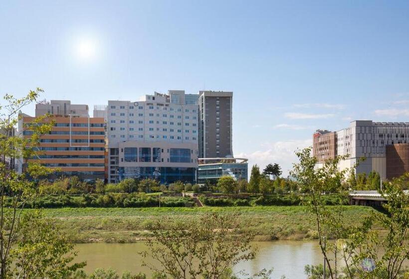 Brown Dot Hotel Jinju