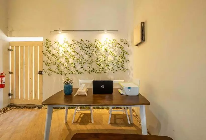 هتل Oyo 1504 Alana Gardenia Syariah