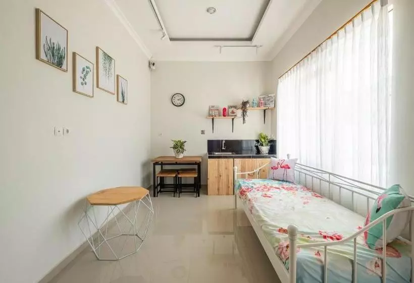 هتل Oyo 1504 Alana Gardenia Syariah