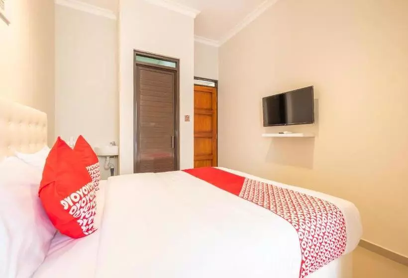 هتل Oyo 1504 Alana Gardenia Syariah