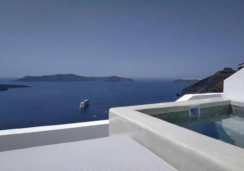 پانسیون Iriana Suites