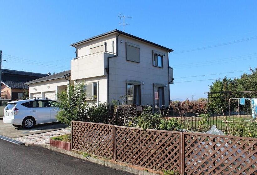 פנסיון Yamanobenomichi Teku Teku