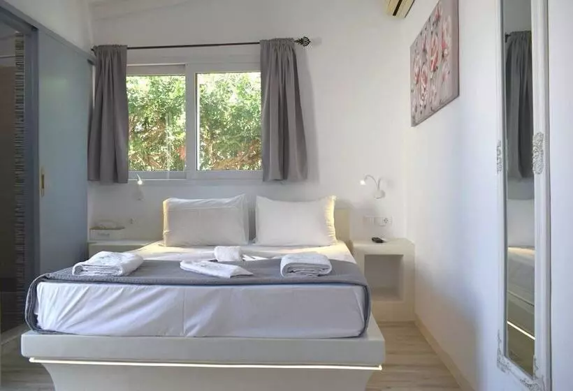 Virginia Rooms