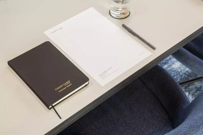 ホテル Courtyard By Marriott Inverness Airport