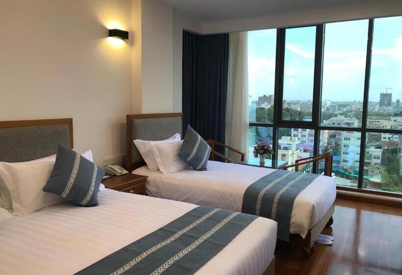 هتل Dragon Phoenix