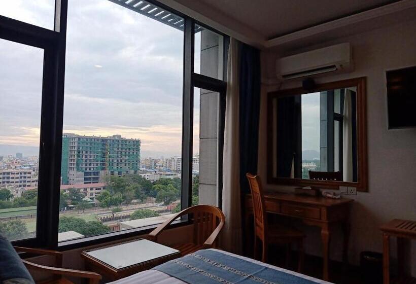 هتل Dragon Phoenix