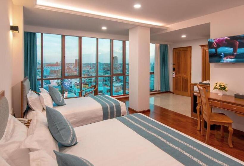 هتل Dragon Phoenix