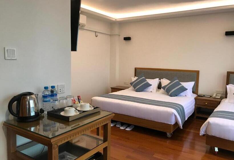 هتل Dragon Phoenix