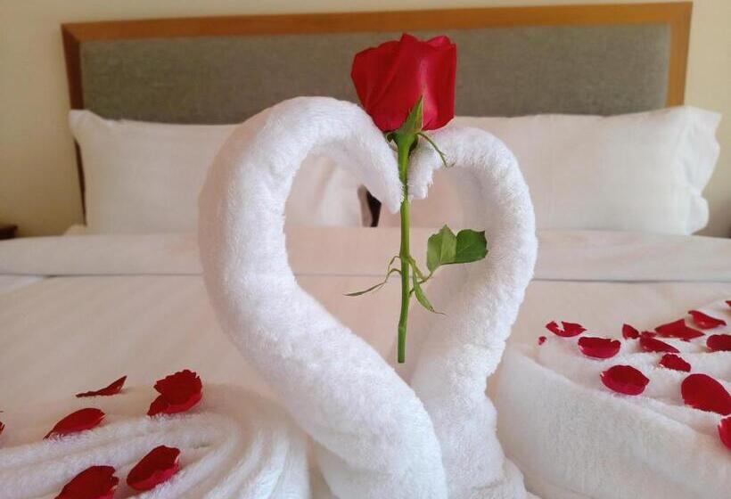 هتل Dragon Phoenix