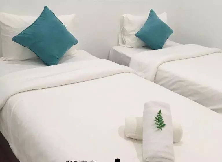 Hotel Impress