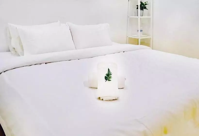 Hotel Impress