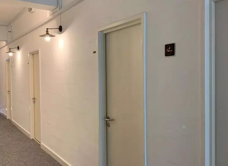 Hotel Impress