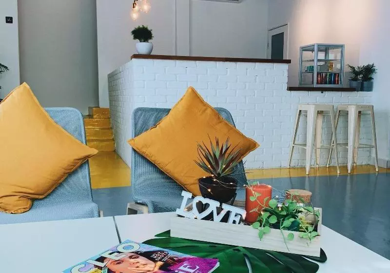 Hotel Impress