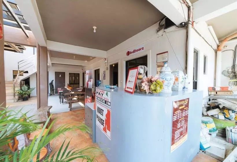 Hotelli Reddoorz @ Aparente Gensan
