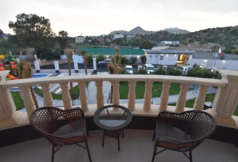 فندق Golden White