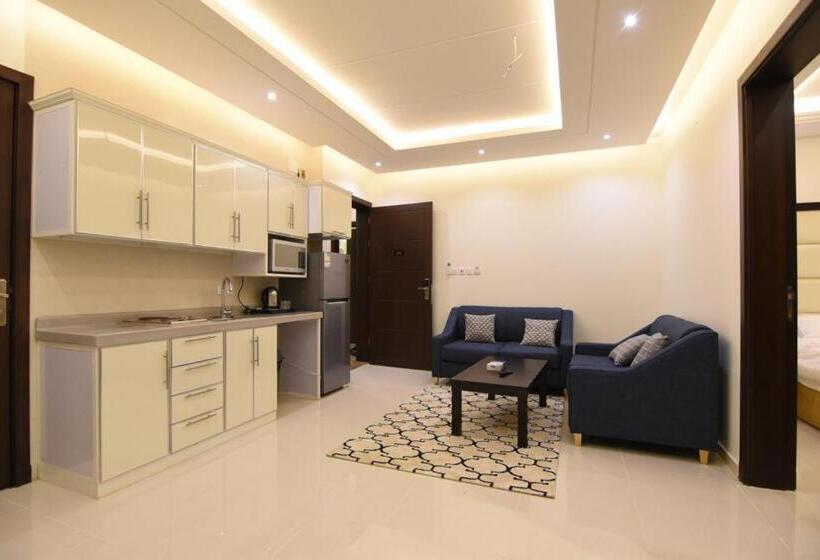 فندق Golden White