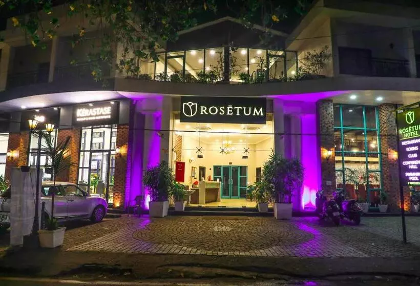 ホテル Rosetum Anjuna Goa