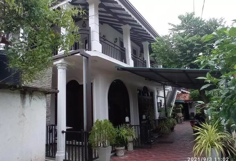 پانسیون Arusha Guest House