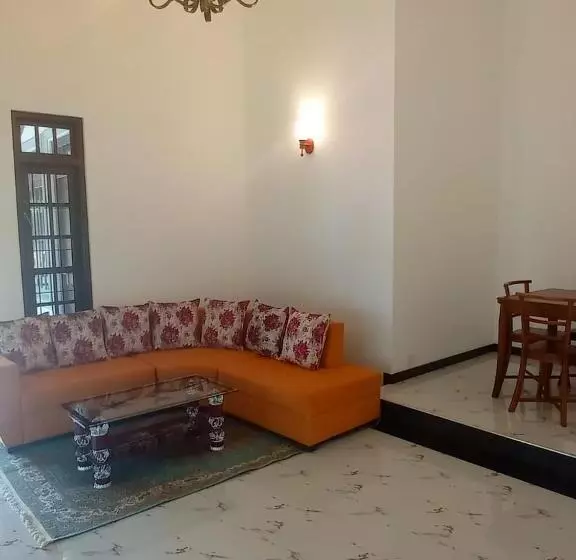 پانسیون Arusha Guest House