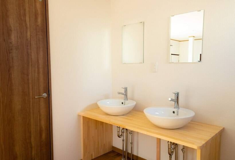 פנסיון Guesthouse Hajimari