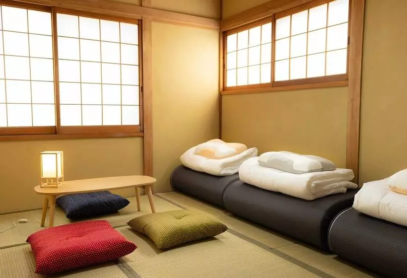 Majatalo Guesthouse Hajimari