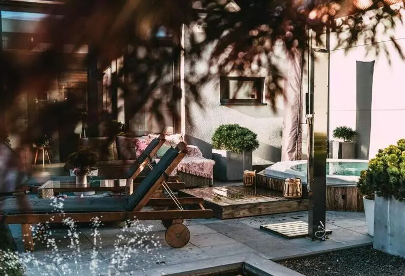 Villa Cecha B&b &wellness