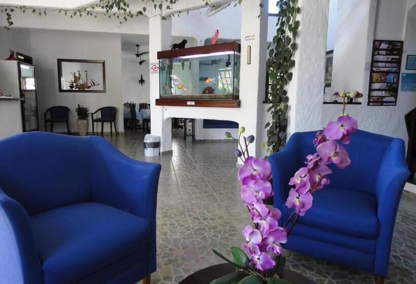 هتل Pousada Torre Del Mar