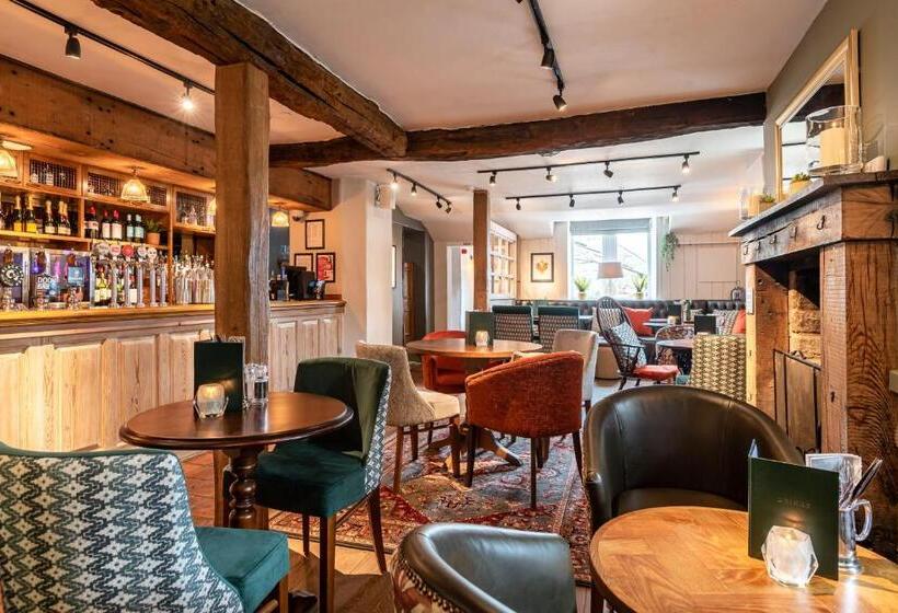 호텔 The Fox House By Innkeeper S Collection