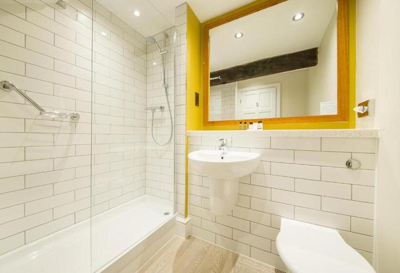 호텔 The Fox House By Innkeeper S Collection