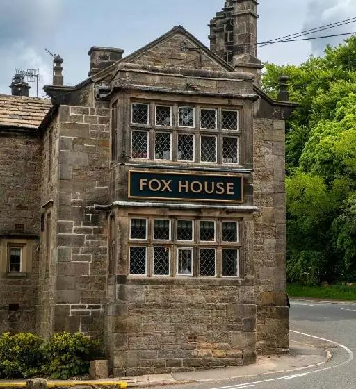 Hotelli The Fox House By Innkeeper S Collection