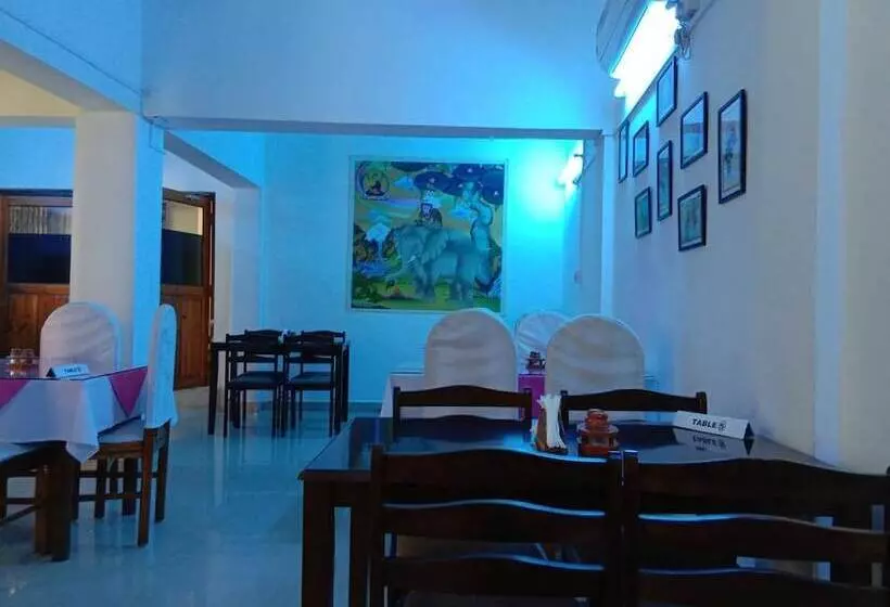 هتل Thuenpa Puenzhi