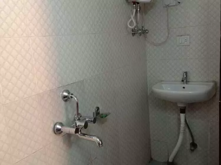 هتل Thuenpa Puenzhi