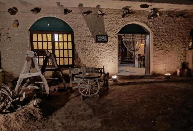 Taghaghien Island Resort