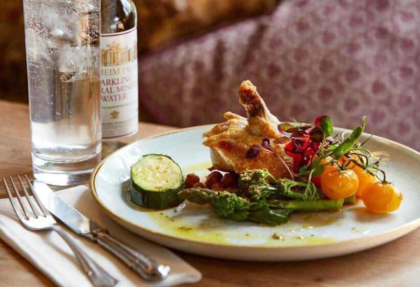 The Crown Inn, Church Enstone