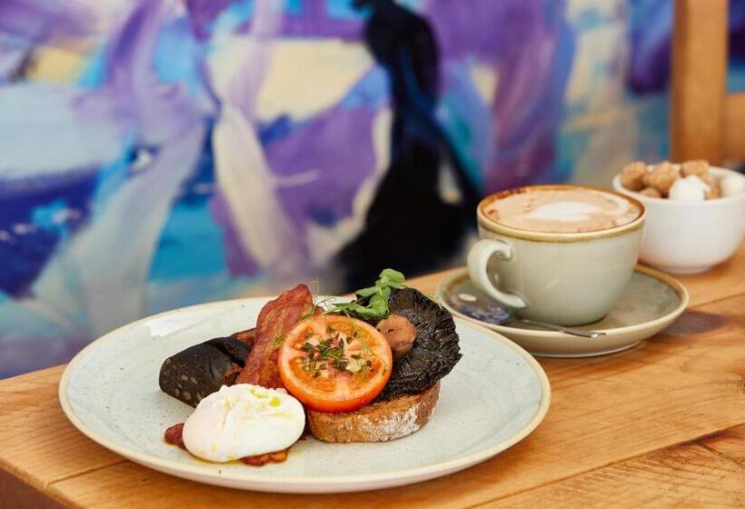 The Crown Inn, Church Enstone